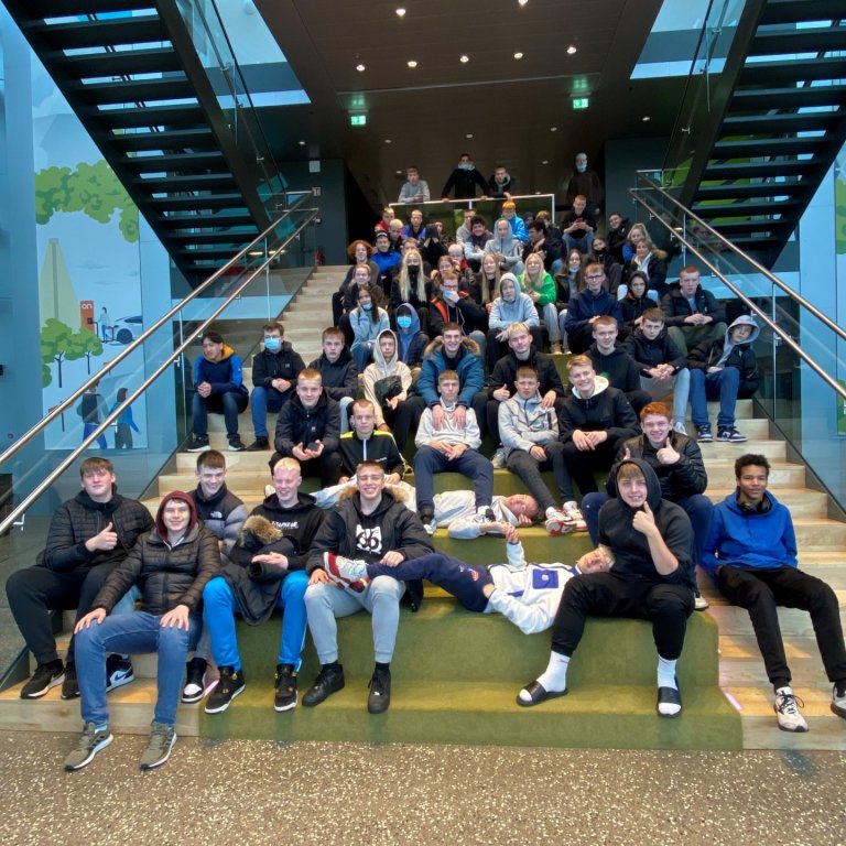 Nemendur í umhverfisfræði í Hellisheiðarvirkjun