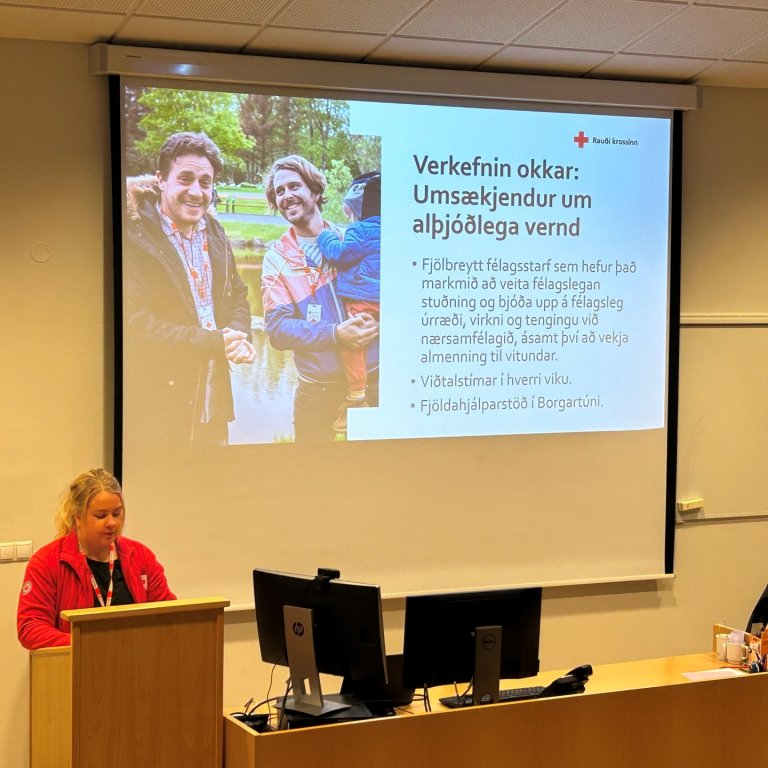 Kynning frá Rauða krossinum fyrir nemendur í félagsfræði